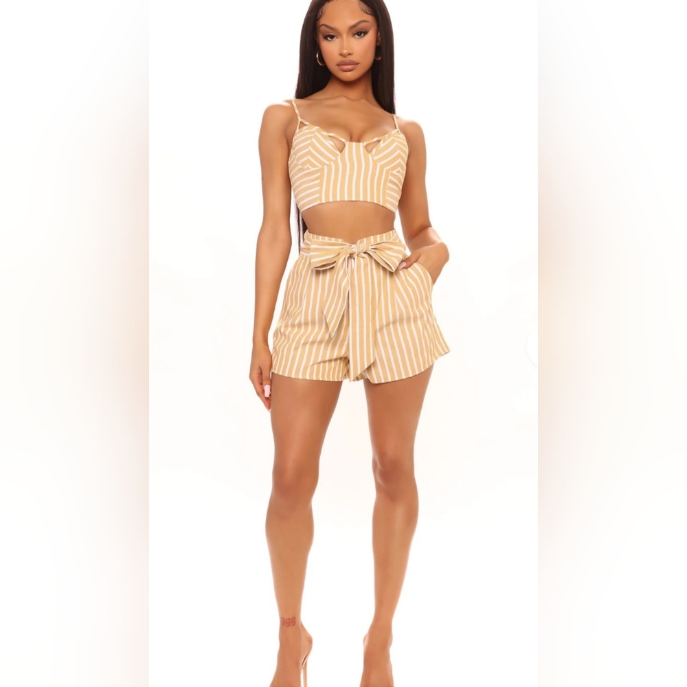 Fashion Nova Women's Always Cute Striped Shorts Set In Mustard NWT M